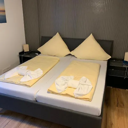 Seedomizil Apartman *