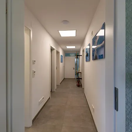 Seedomizil Apartman *